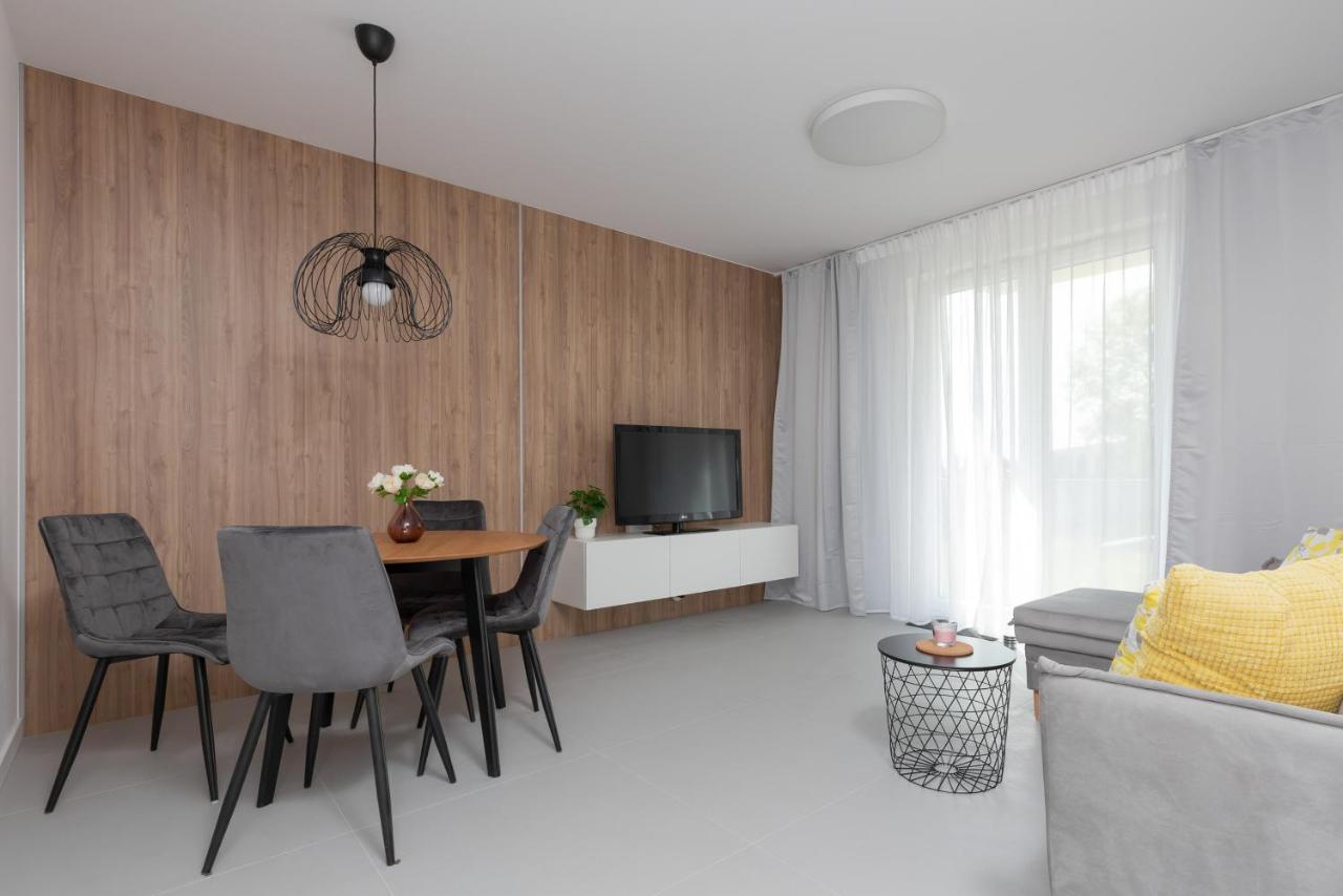 Nowe Bemowo Apartment By Renters Varsóvia Exterior foto